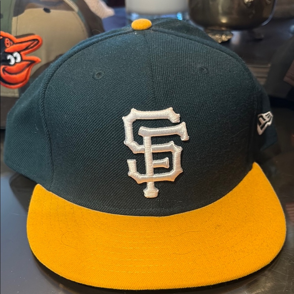 New Era San Francisco Giants Fitted Green and Yellow Cap Size 8